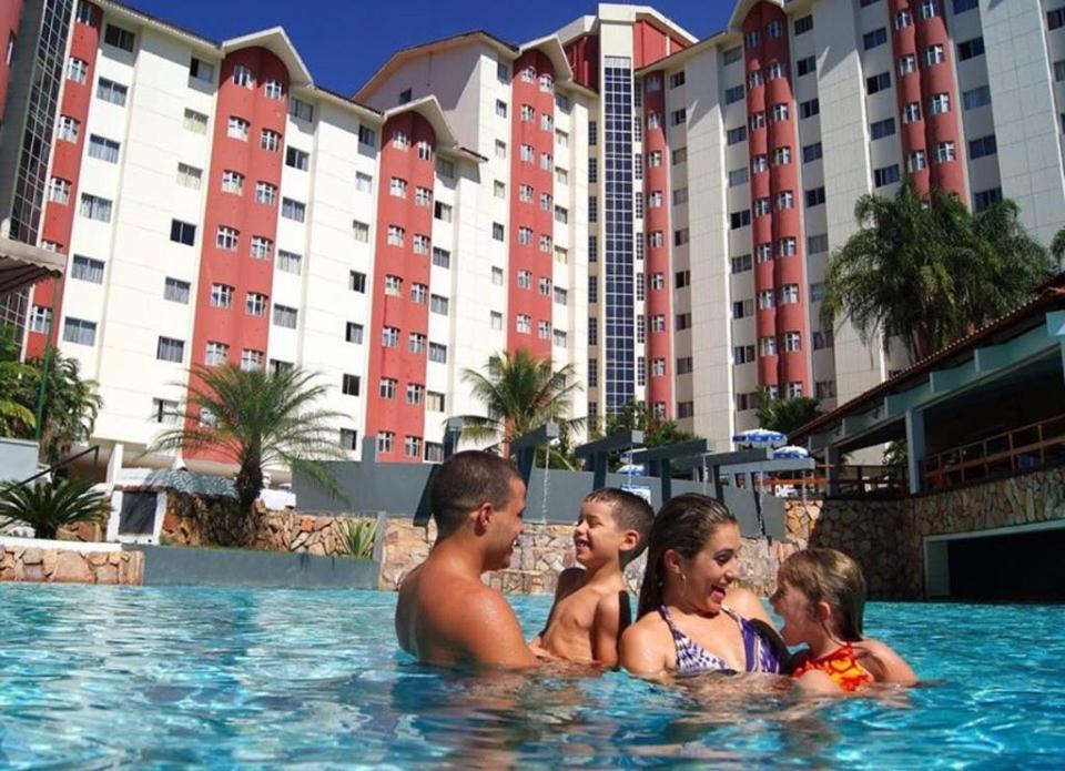 Apartamentos Caldas Novas Exterior foto